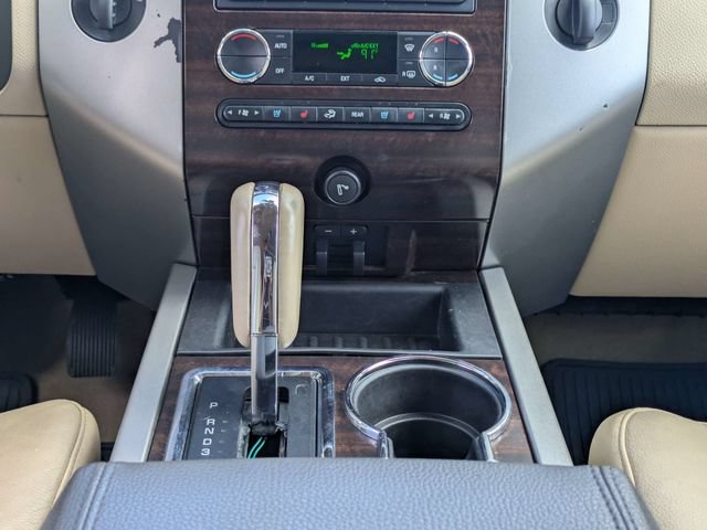 Used 2014 Ford Expedition EL XLT w/ Equipment Group 202A AWD/4WD image 23