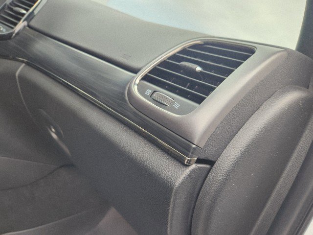 Used 2021 Jeep Grand Cherokee Limited X image 14