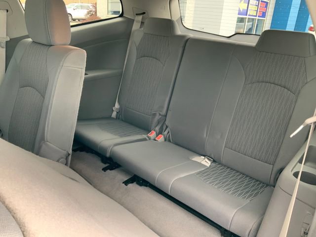 Used 2017 Chevrolet Traverse LS AWD/4WD image 21