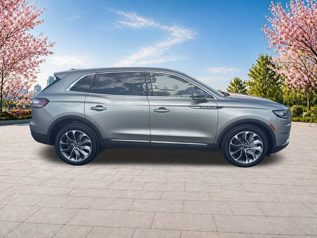 Certified 2023 Lincoln Nautilus Reserve AWD/4WD image 9
