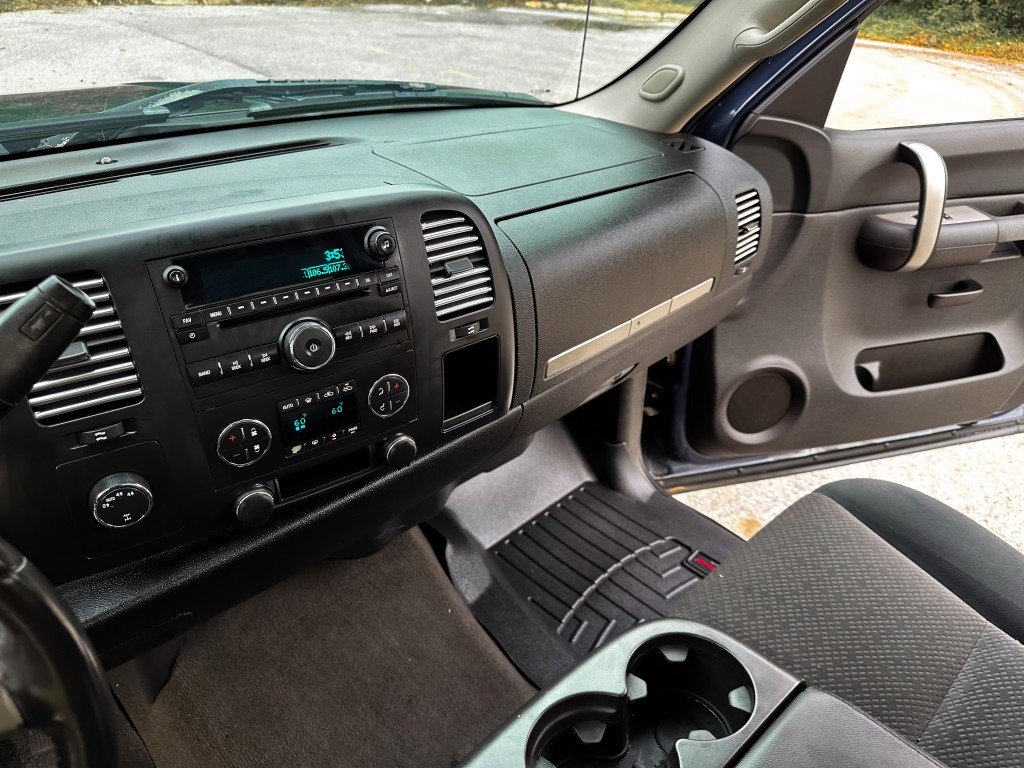 Used 2008 Chevrolet Silverado 1500 LT w/ Power Pack Plus image 26