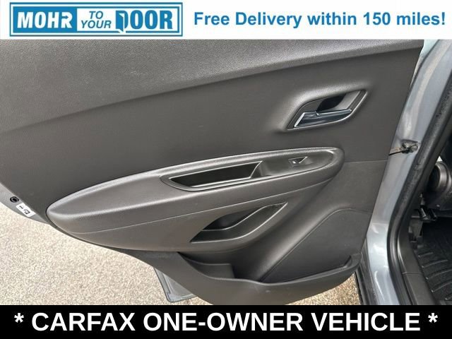 Used 2019 Chevrolet Trax LT w/ LT Convenience Package image 28