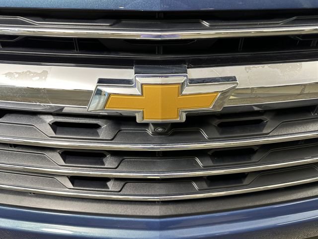 Used 2025 Chevrolet Traverse LT w/ Driver Confidence Package image 9