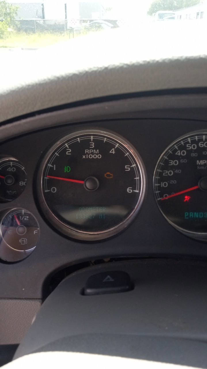 Used 2007 Chevrolet Suburban LTZ w/ LTZ Preferred Equipment Group image 12