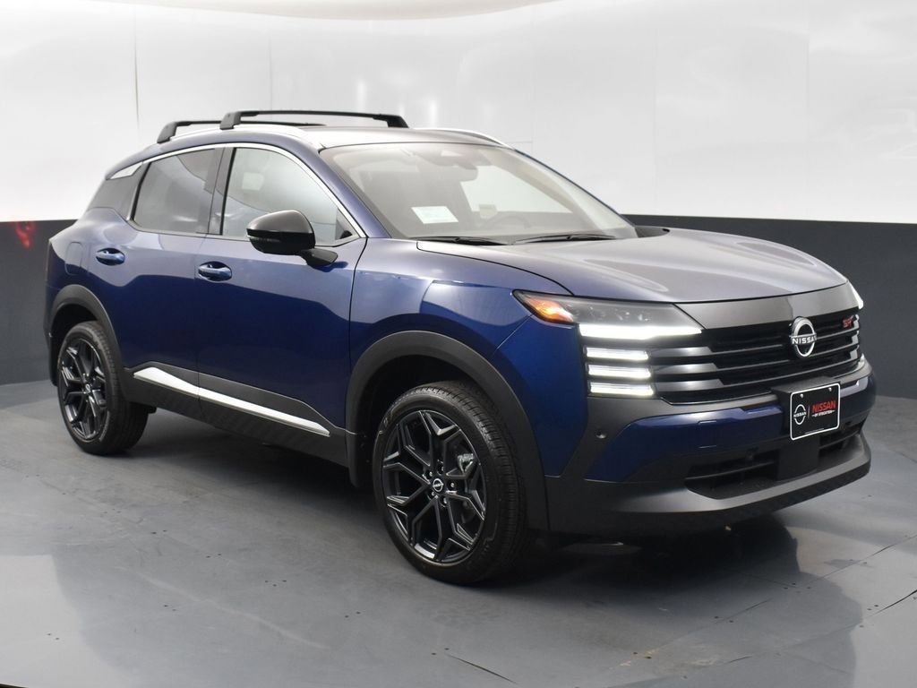 New 2026 Nissan Kicks SR w/ Illumination Package