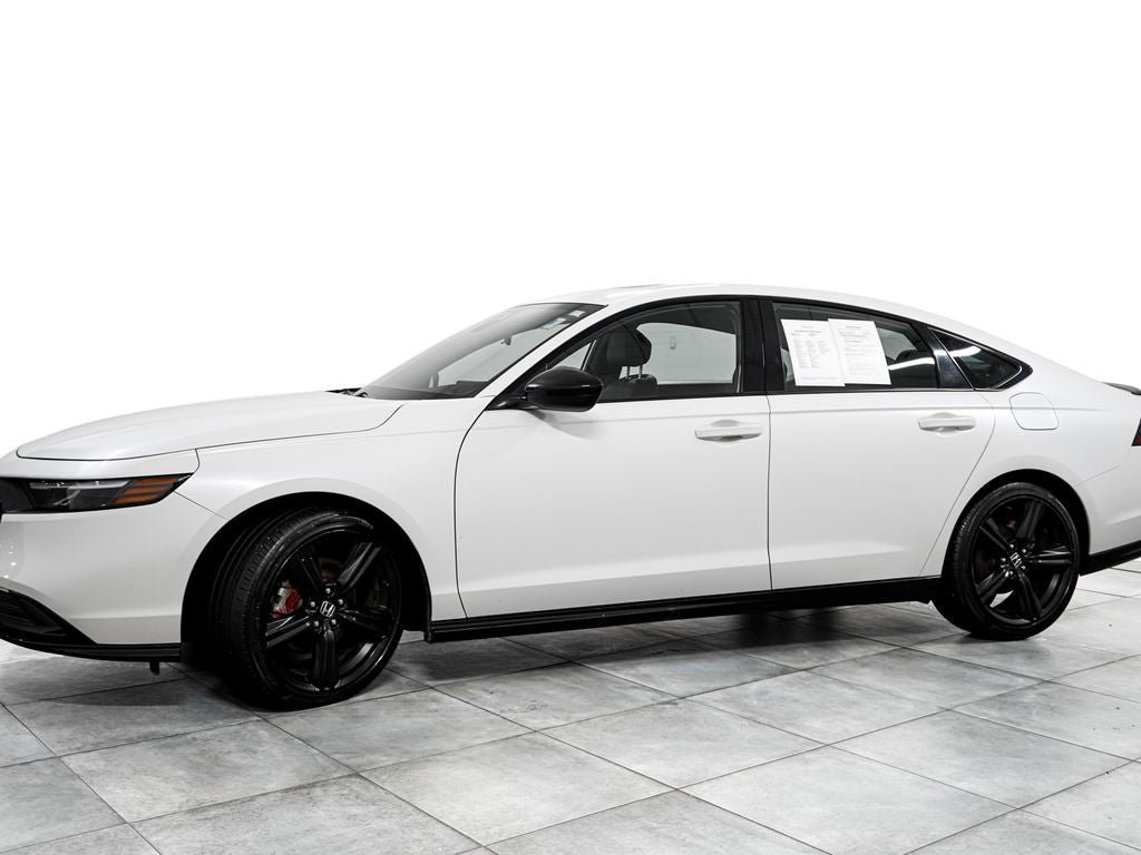 Used 2023 Honda Accord Sport image 4