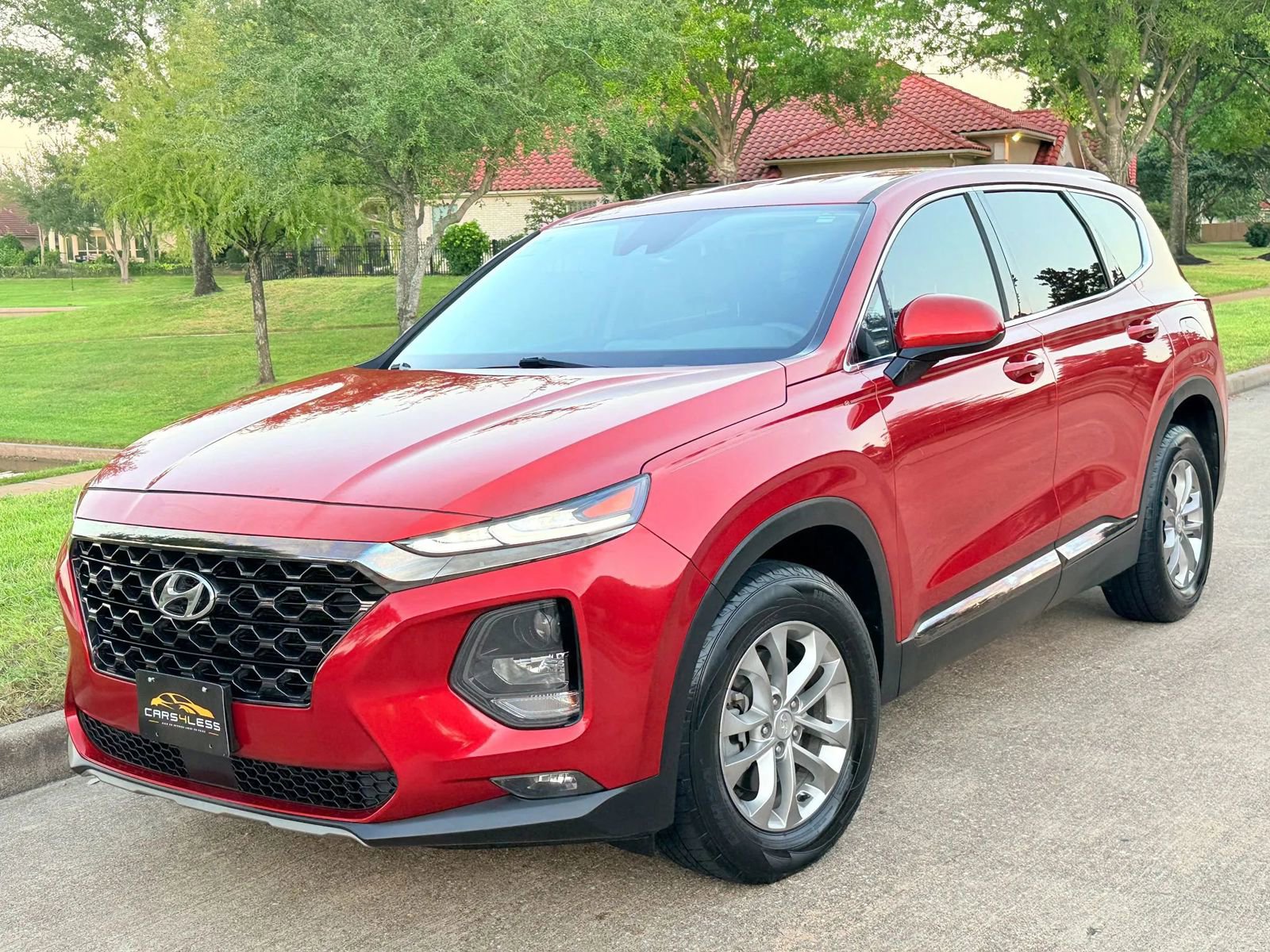 Used 2019 Hyundai Santa Fe SEL image 1
