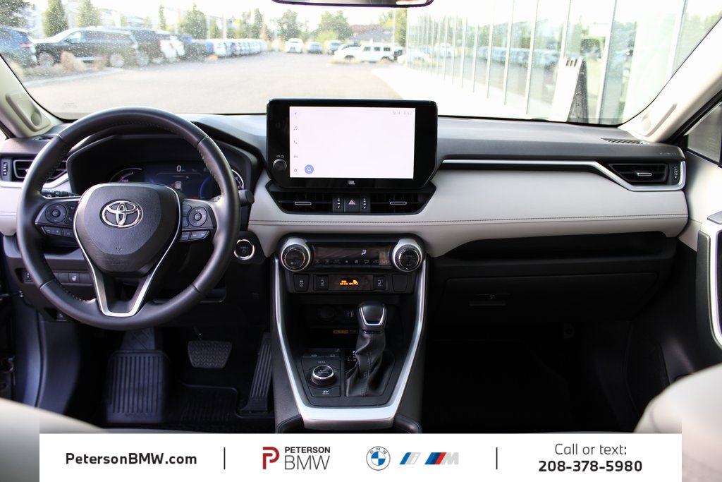 Used 2023 Toyota RAV4 XLE Premium image 40