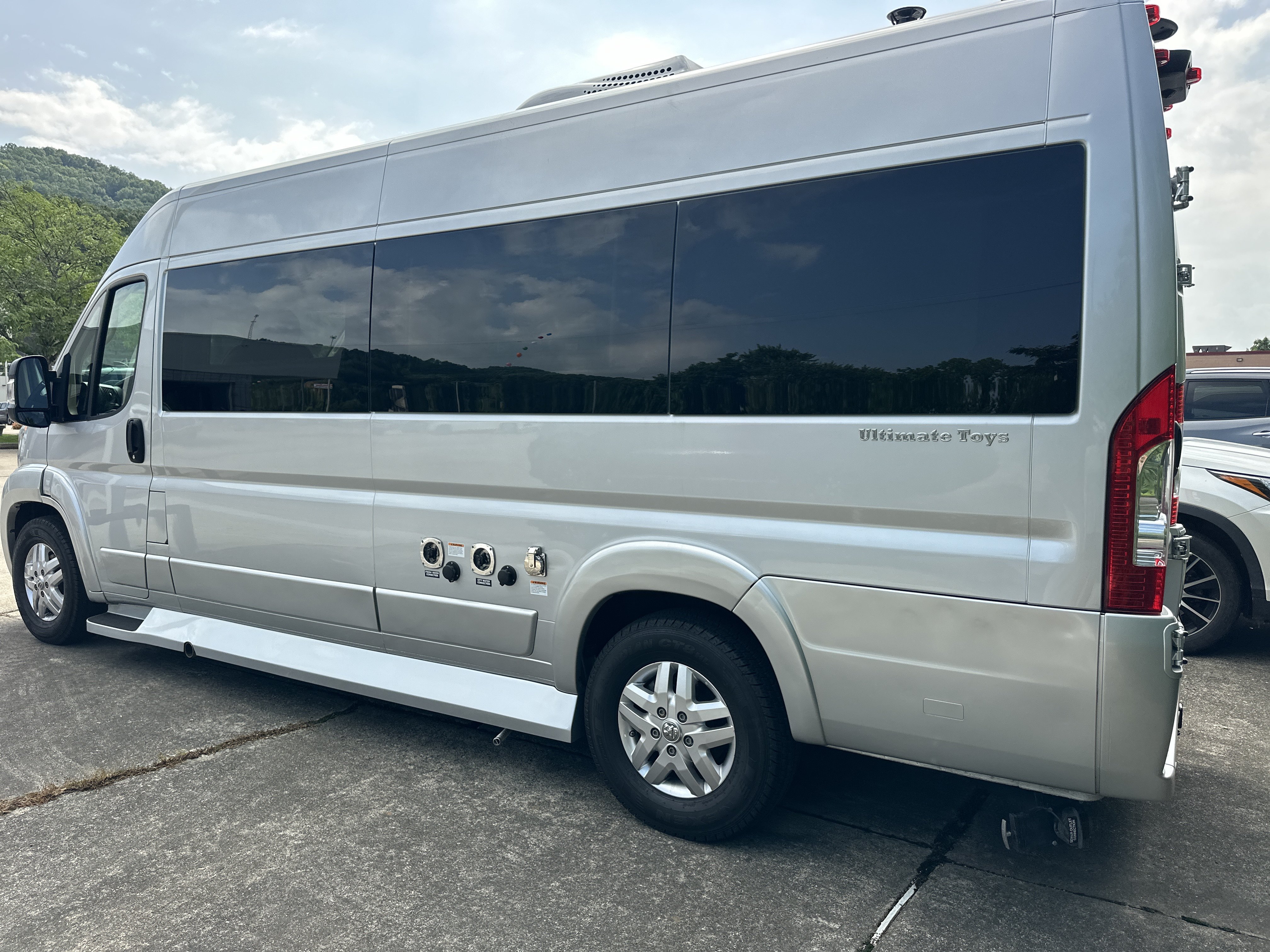 Used 2021 RAM ProMaster 3500 w/ RV Ready Prep Package FWD image 3