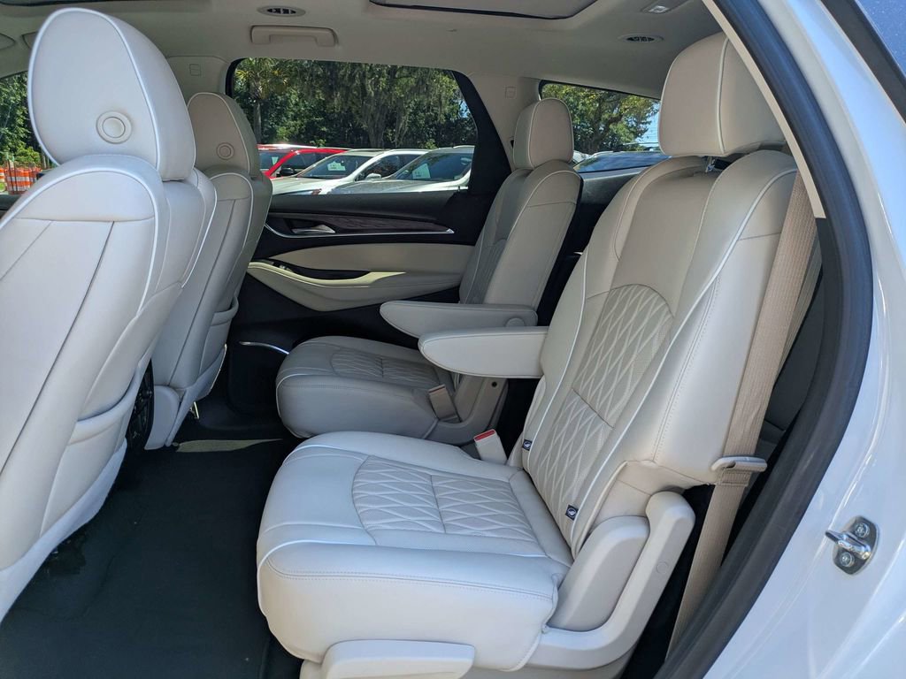 Used 2023 Buick Enclave Avenir w/ Avenir Technology Package FWD image 14
