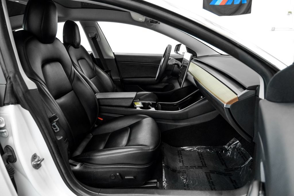 Used 2019 Tesla Model 3 Long Range RWD image 28