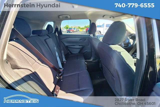 Used 2024 Nissan Rogue S AWD/4WD image 14