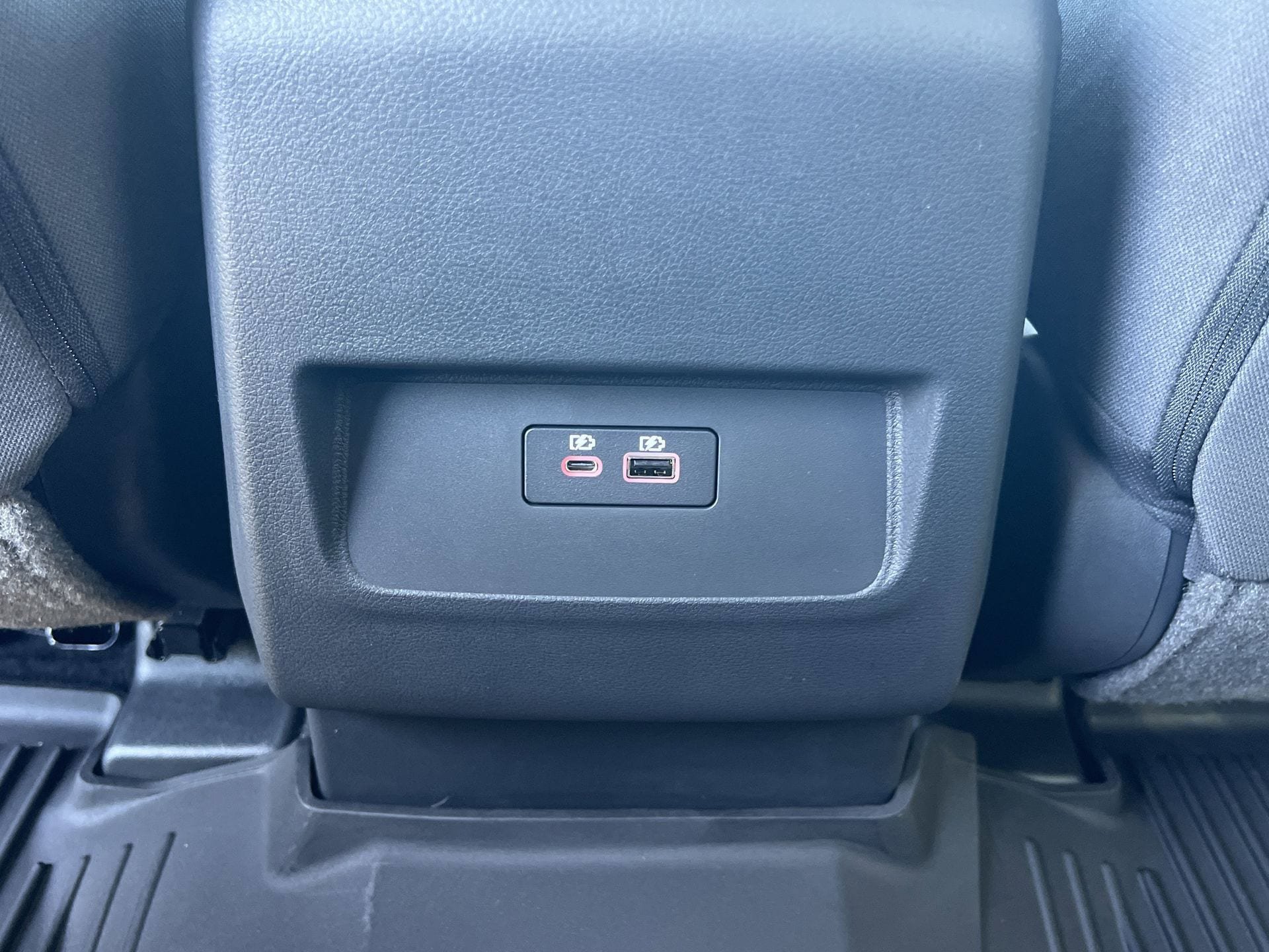 New 2026 Nissan Frontier SV w/ All-Weather Content Package AWD/4WD image 18