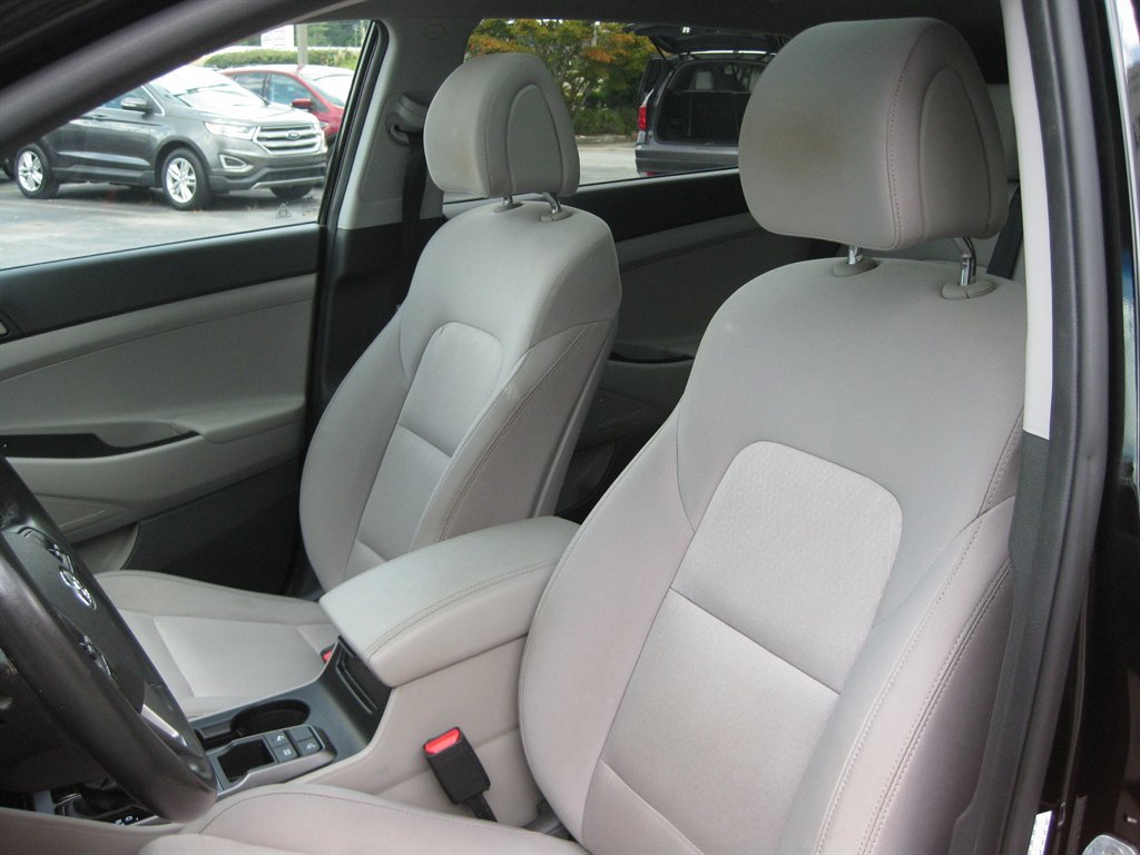 Used 2017 Hyundai Tucson Value FWD image 22