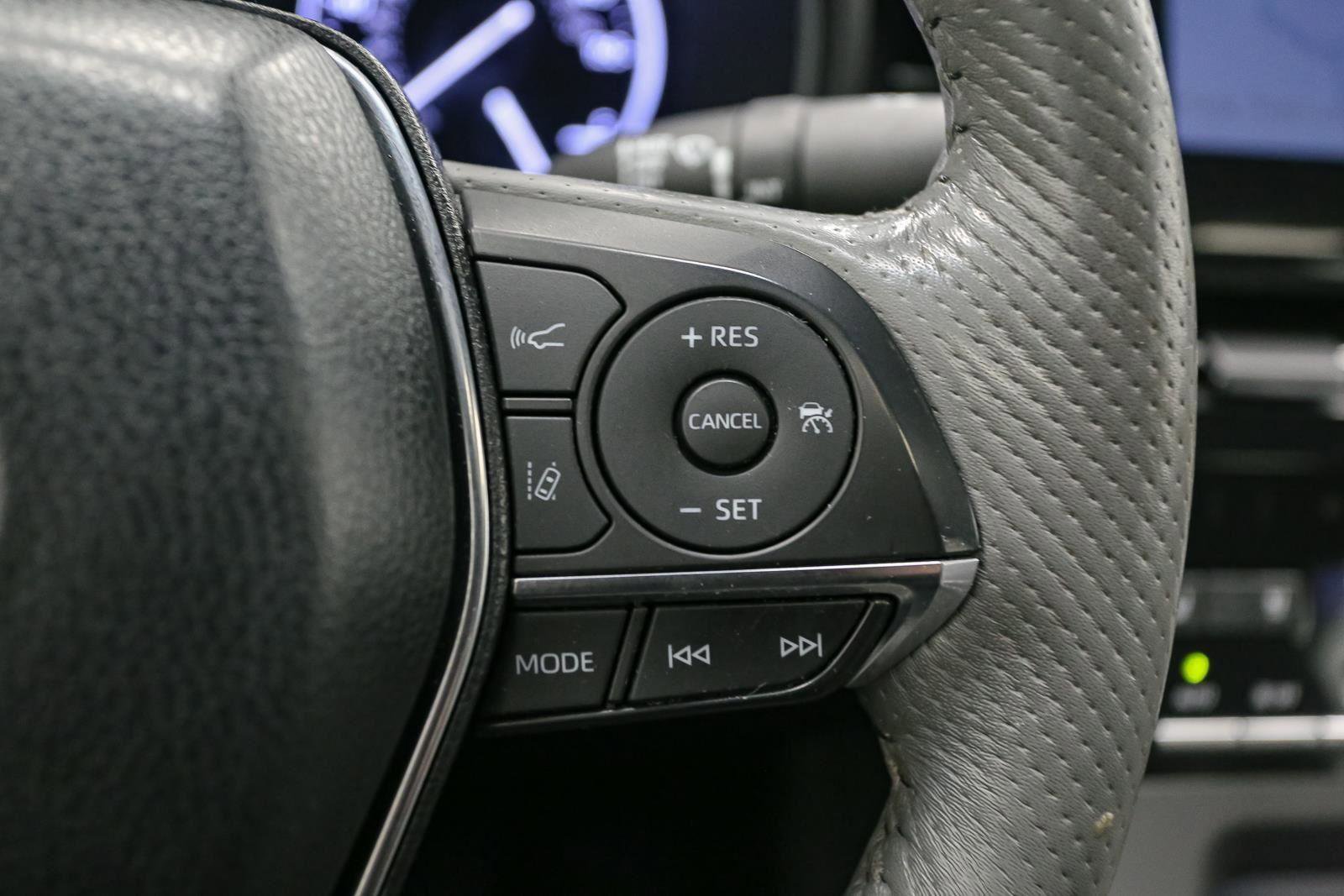 Used 2019 Toyota Avalon Limited w/ Advanced Safety Package FWD image 38