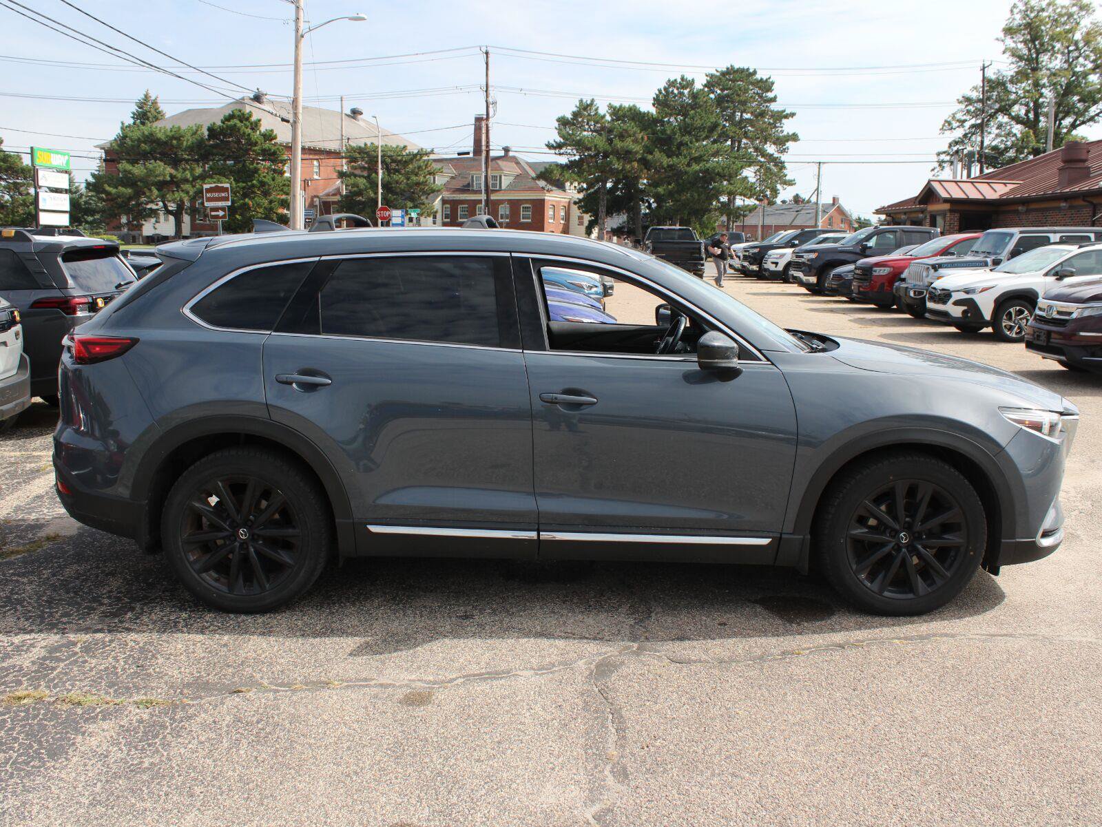 Used 2021 MAZDA CX-9 Carbon Edition AWD/4WD image 4