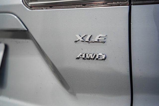 New 2026 Toyota Corolla Cross XLE AWD/4WD image 7