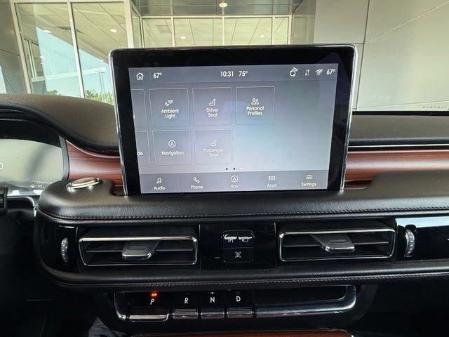 Used 2022 Lincoln Aviator Reserve w/ Equipment Group 201A RWD image 32
