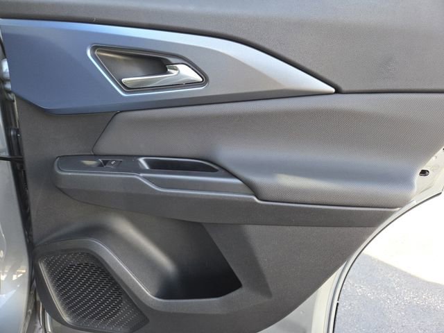 New 2026 Chevrolet Equinox EV LT image 24