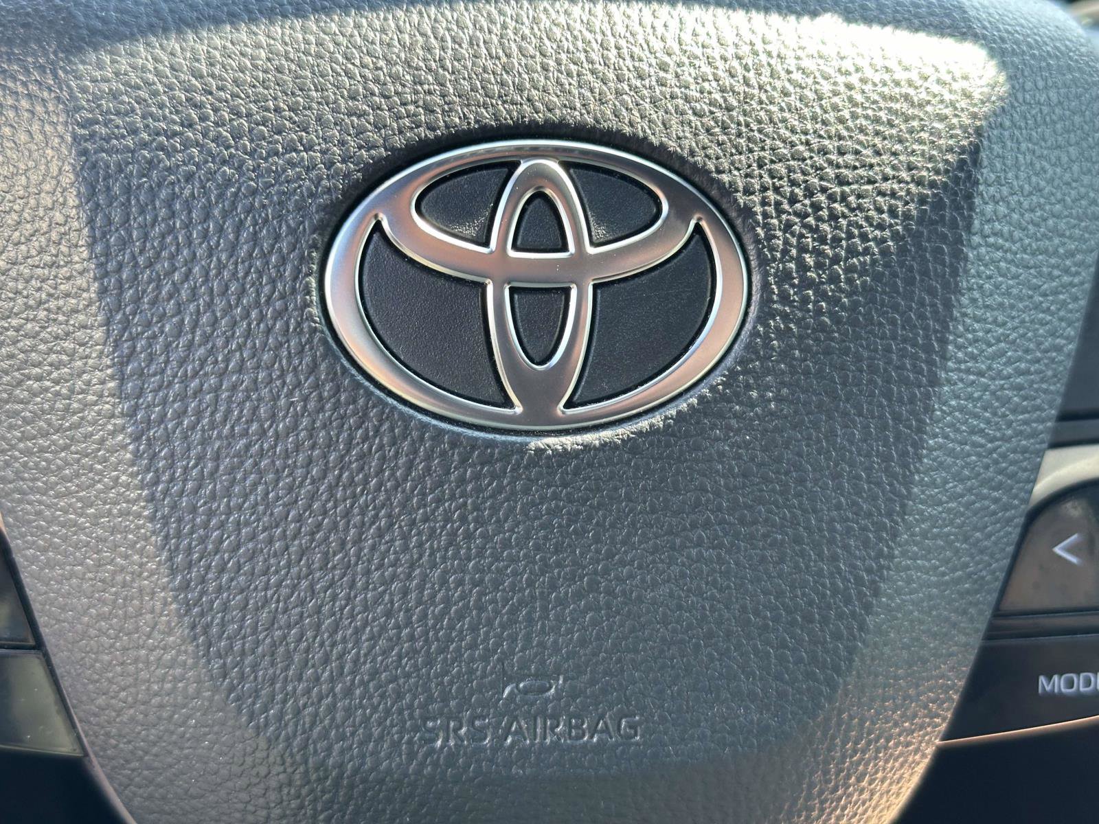 Used 2025 Toyota Camry SE image 21