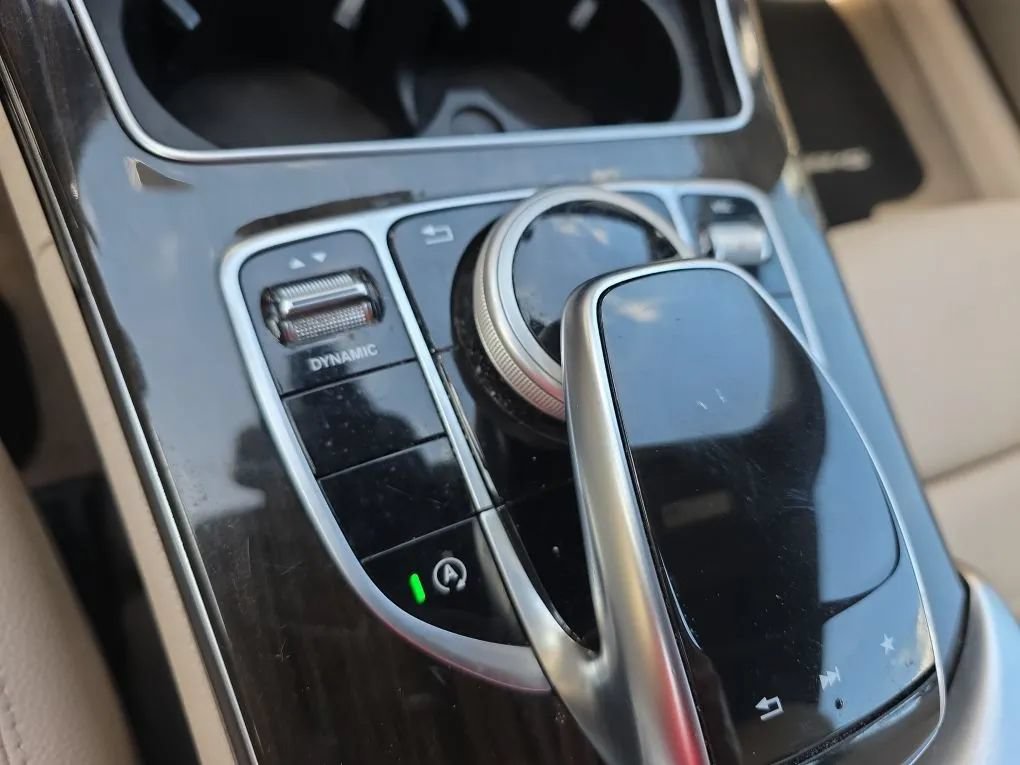 Used 2017 Mercedes-Benz C 300 4MATIC Cabriolet image 33