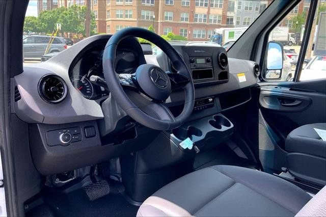New 2026 Mercedes-Benz Sprinter 2500 image 25