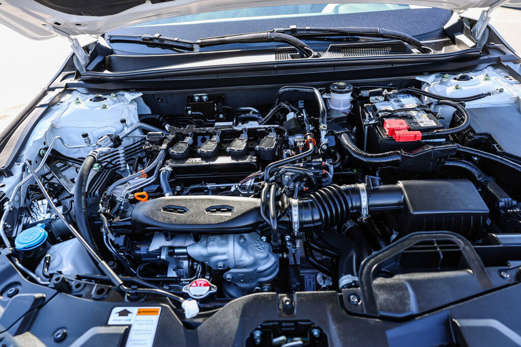 Used 2025 Honda Accord SE image 19