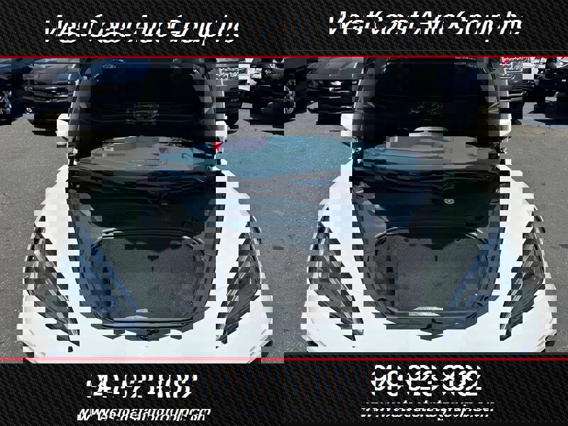 Used 2023 Chevrolet Corvette Stingray Convertible w/ Z51 Performance Package image 23