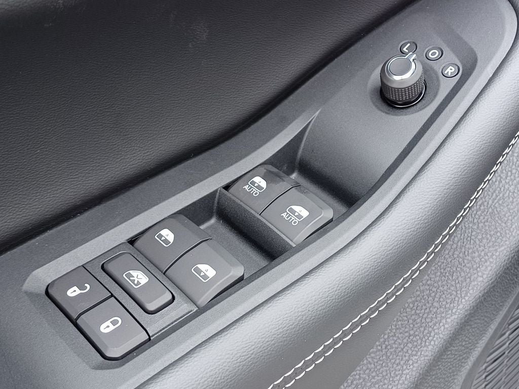 New 2026 Jeep Grand Cherokee Limited AWD/4WD image 8