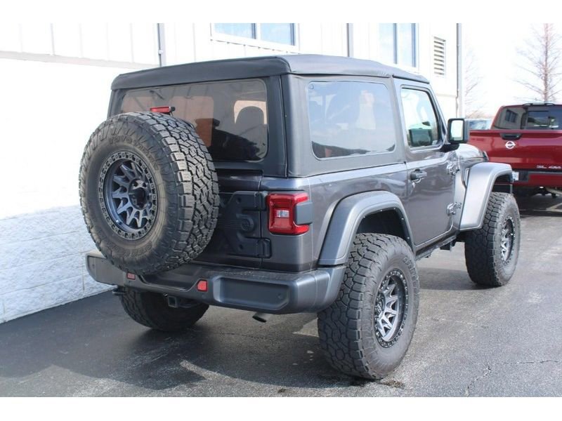 Used 2023 Jeep Wrangler Sport image 3