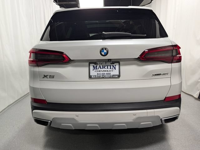 Used 2019 BMW X5 xDrive40i w/ Convenience Package AWD/4WD image 4