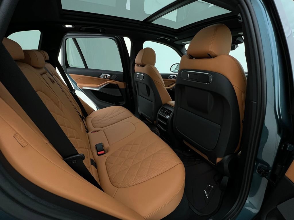 Certified 2026 BMW X5 xDrive40i w/ Premium Package image 14