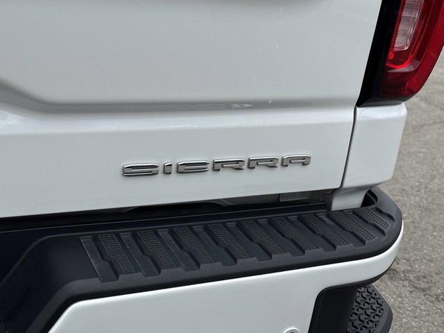 Used 2023 GMC Sierra 1500 Denali w/ Technology Package AWD/4WD image 5