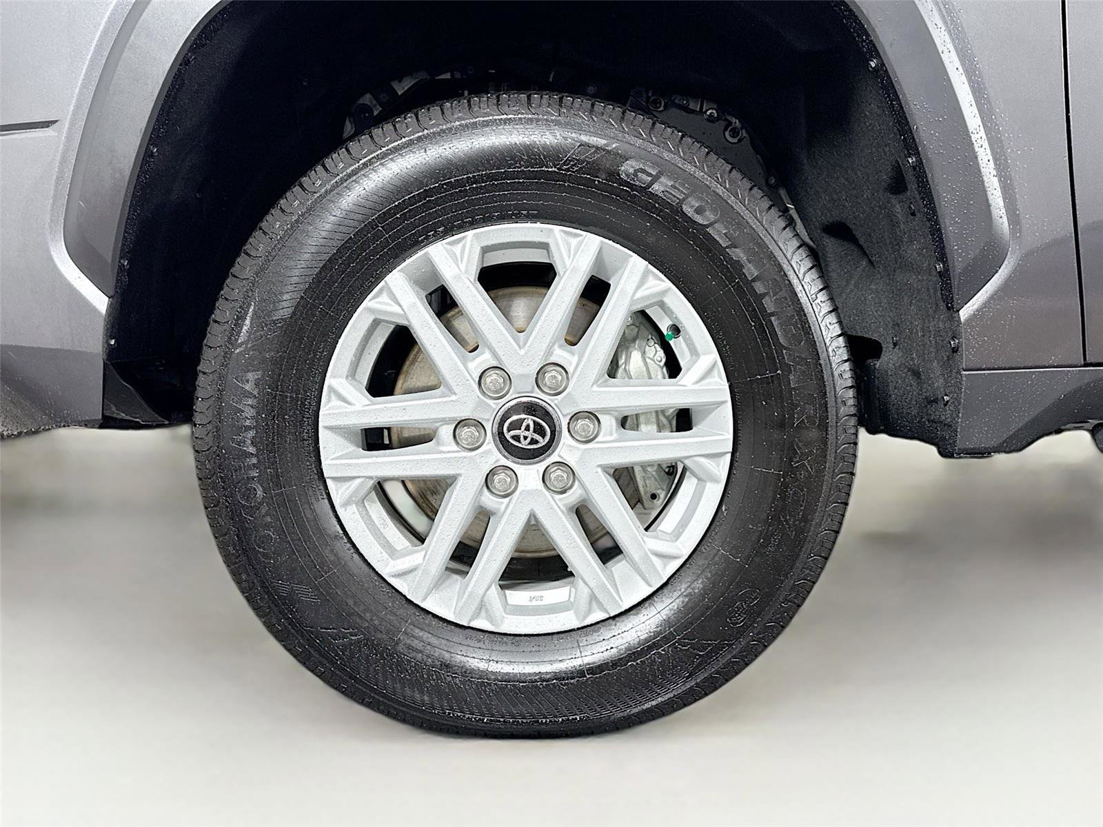 Used 2025 Toyota Tundra SR5 AWD/4WD image 42