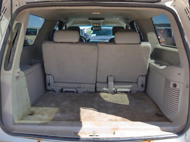 Used 2009 Chevrolet Suburban LT w/ Luxury Package AWD/4WD image 28