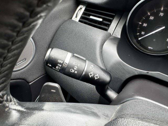 Used 2017 Land Rover Range Rover Evoque SE Premium AWD/4WD image 24