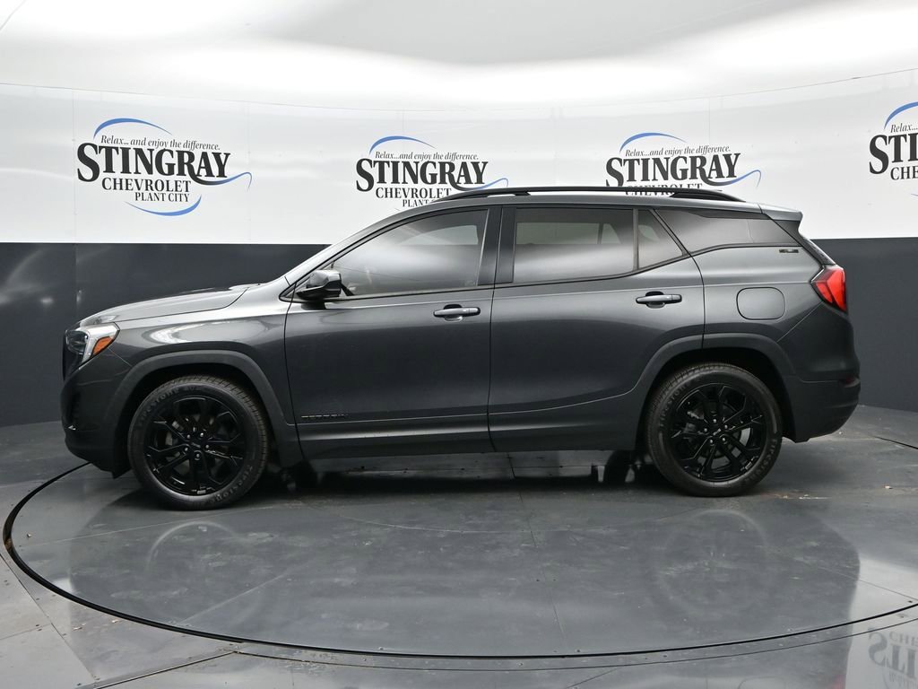 Used 2020 GMC Terrain SLE w/ Driver Convenience Package FWD image 4