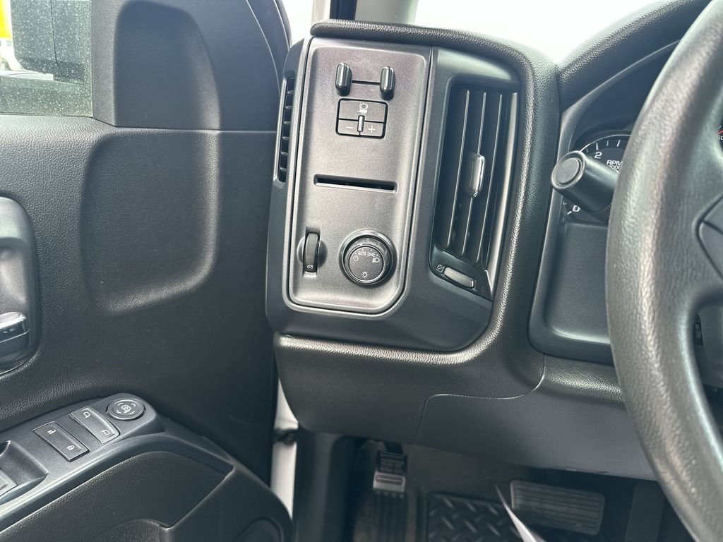 Used 2018 Chevrolet Silverado 3500 W/T w/ WT Convenience Package AWD/4WD image 18