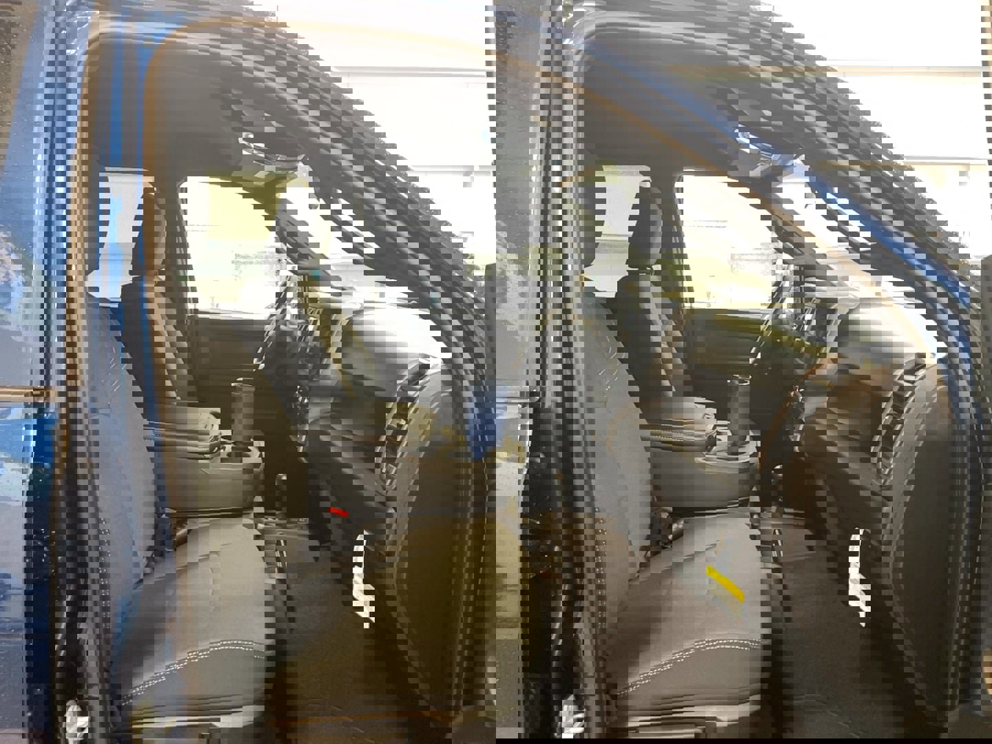 Used 2024 RAM 2500 Tradesman w/ Chrome Appearance Group image 12