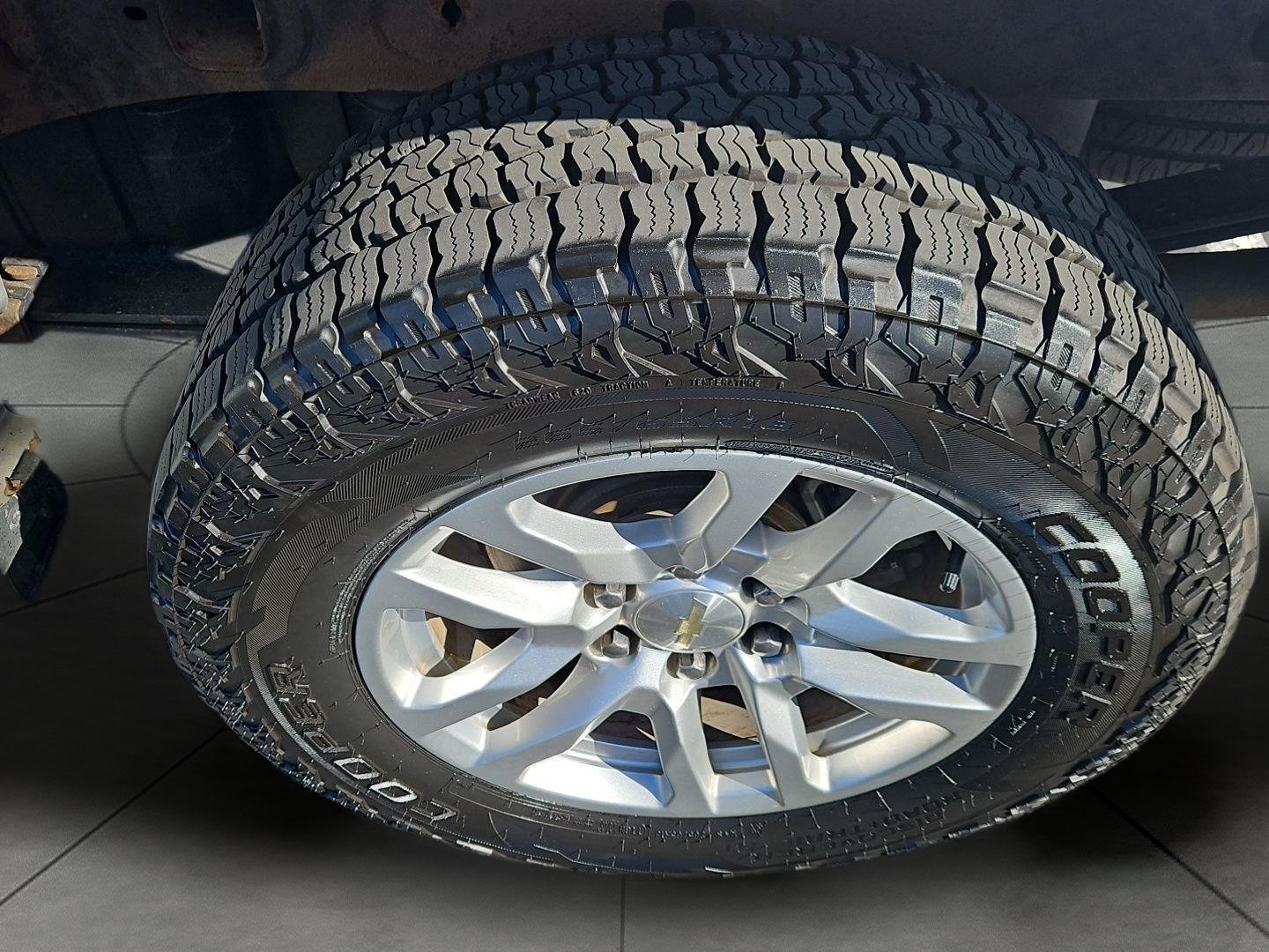 Used 2019 Chevrolet Silverado 1500 LT w/ All-Star Edition AWD/4WD image 13
