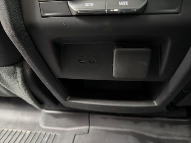 Used 2024 Chevrolet Traverse Z71 w/ LPO, Floor Liner Package image 19