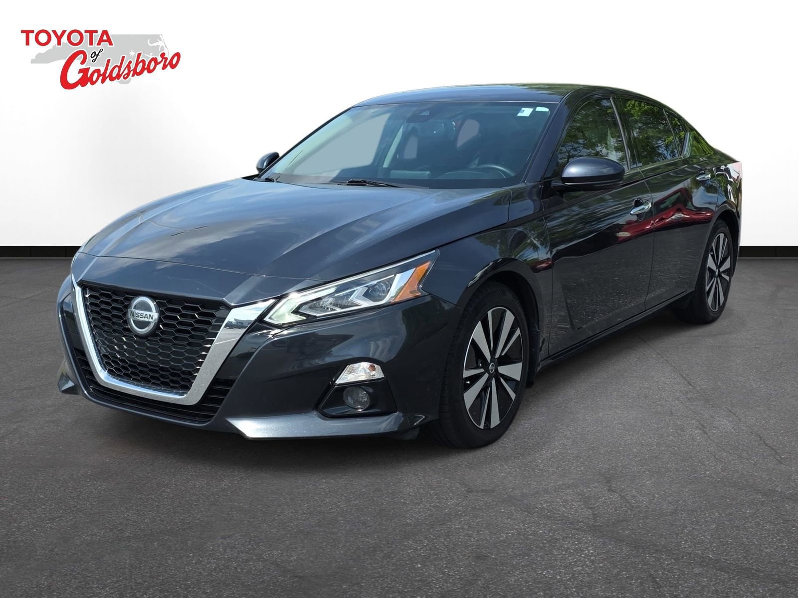 Used 2020 Nissan Altima 2.5 SL image 1