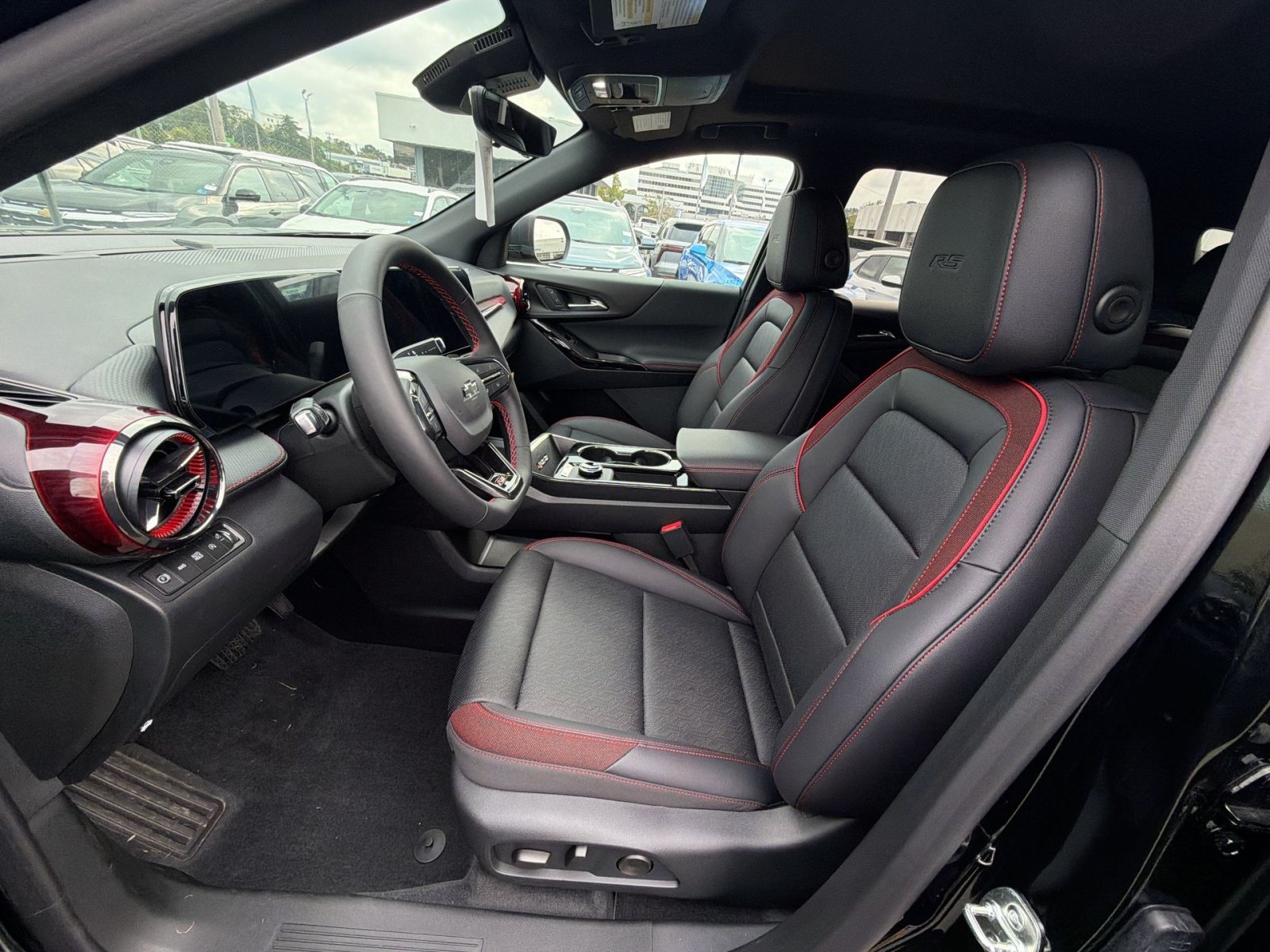 New 2027 Chevrolet Equinox RS w/ Safety and Technology Package AWD/4WD image 13