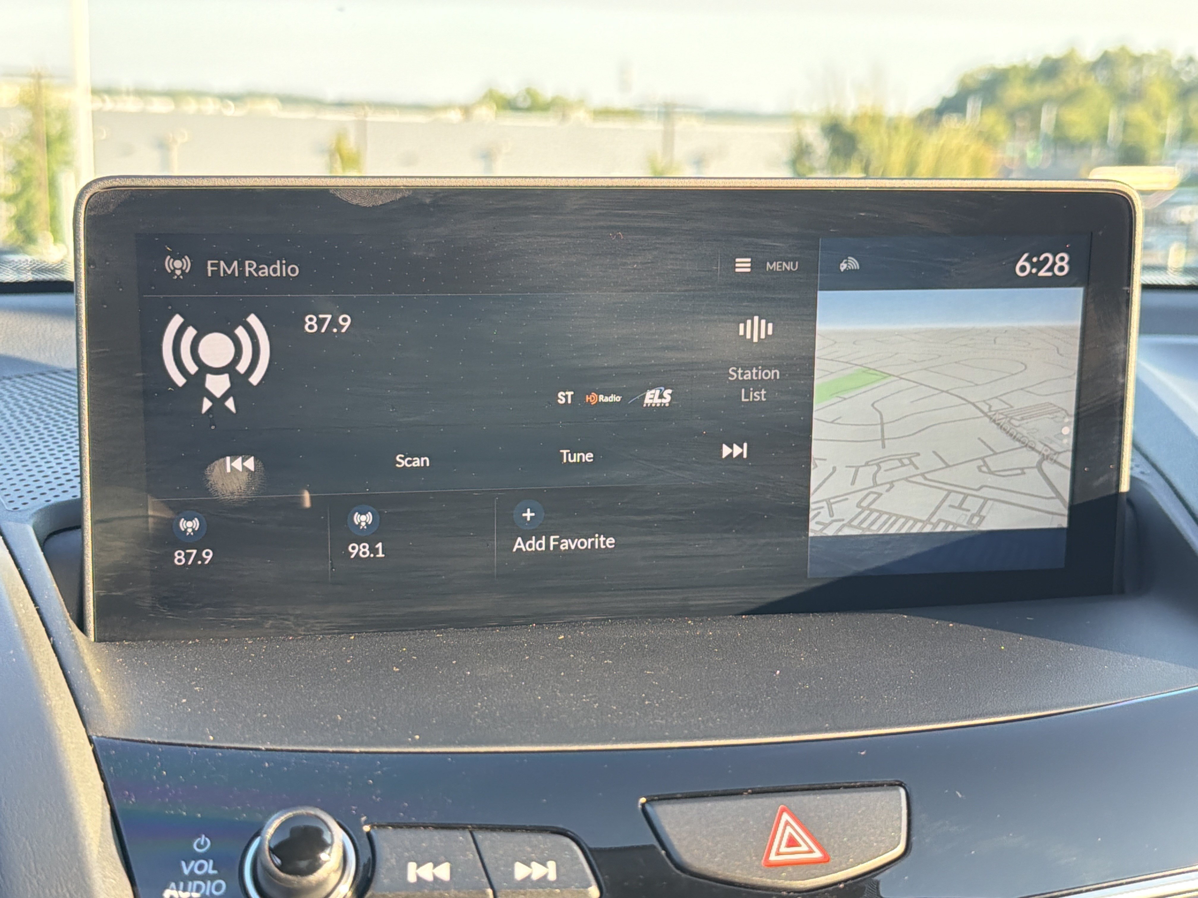 Used 2025 Acura RDX w/ Advance Package AWD/4WD image 18