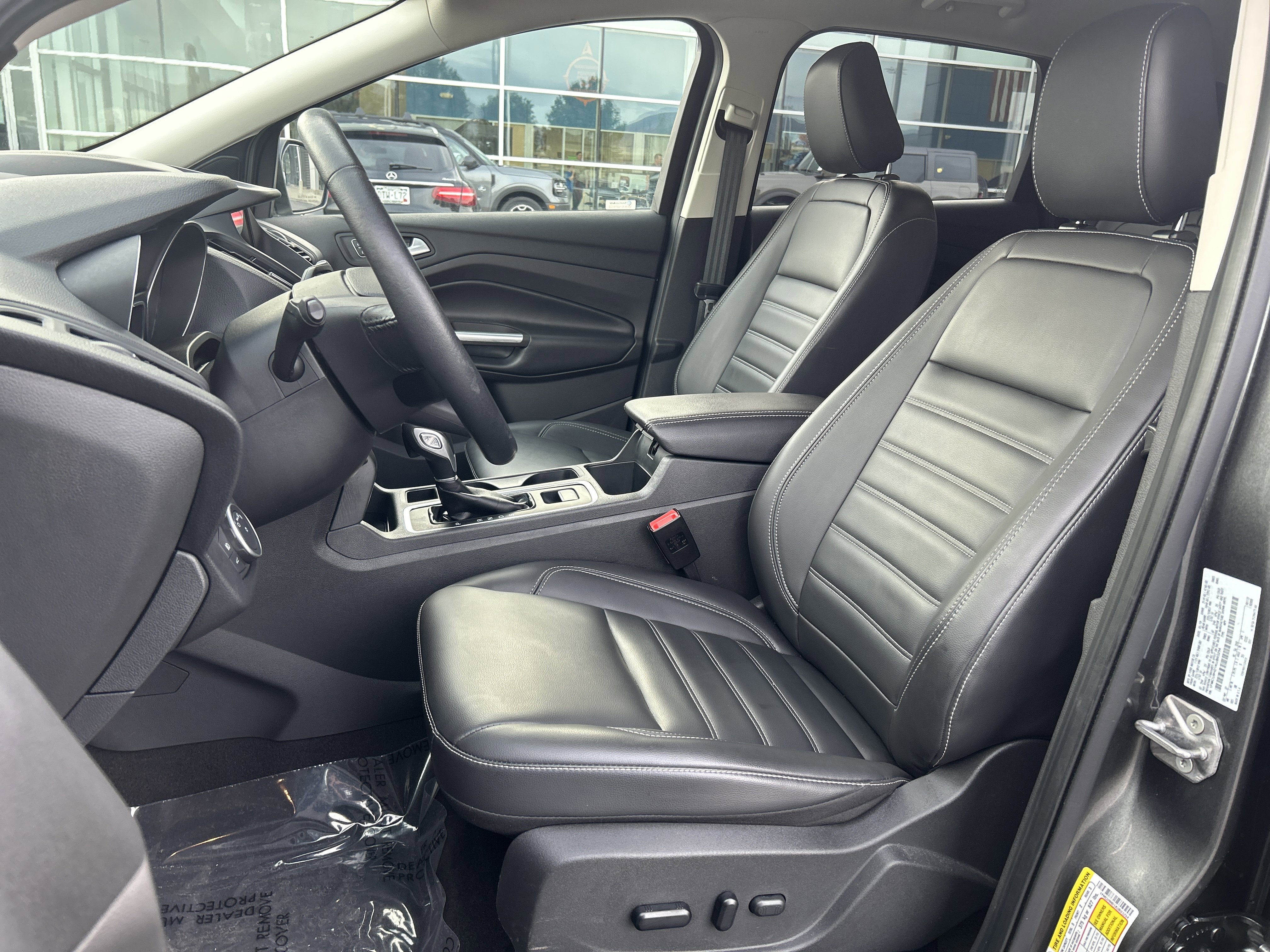 Used 2019 Ford Escape SEL AWD/4WD image 16