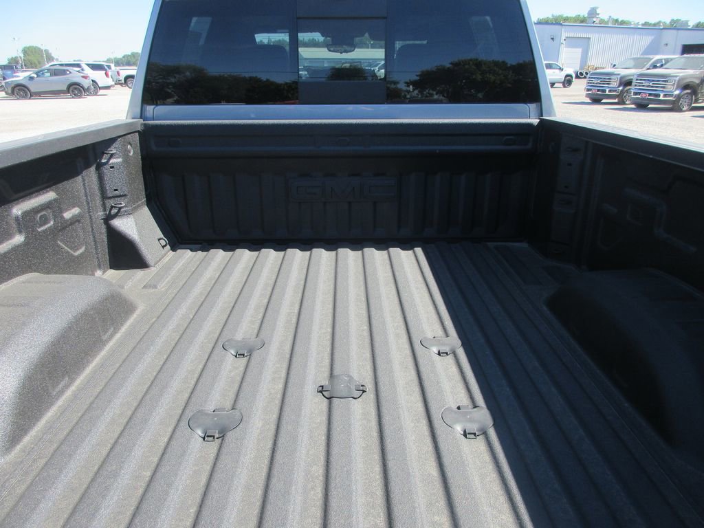New 2026 GMC Sierra 2500 AT4 w/ AT4 Premium Plus Package AWD/4WD image 6