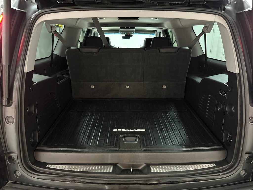 Used 2019 Cadillac Escalade ESV Premium Luxury AWD/4WD image 37