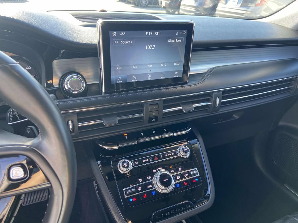 Used 2021 Lincoln Corsair AWD w/ Premium Package image 25