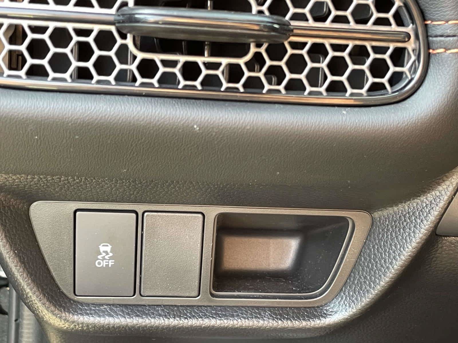 Used 2027 Honda HR-V Sport image 18