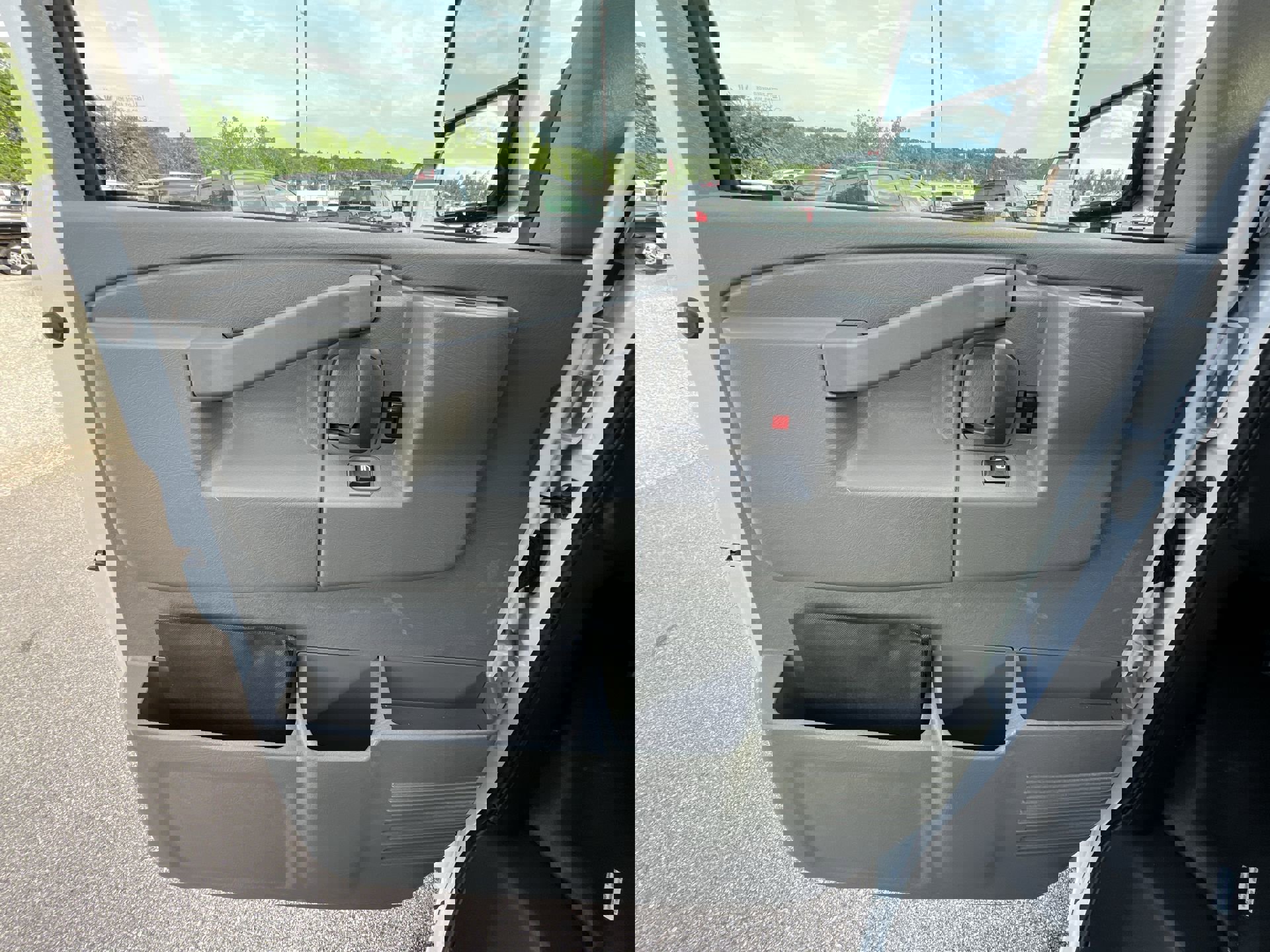 New 2025 GMC Savana 3500 w/ Power Convenience Package image 51